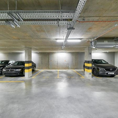 Exclusive Apartments Gwiazdzista With Free Garage Wroclaw By Noclegi Renters ภายนอก รูปภาพ