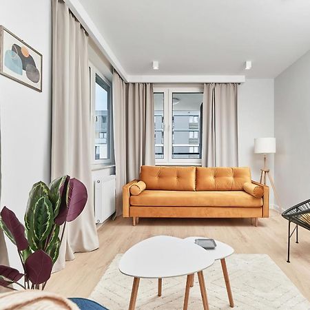Exclusive Apartments Gwiazdzista With Free Garage Wroclaw By Noclegi Renters ภายนอก รูปภาพ