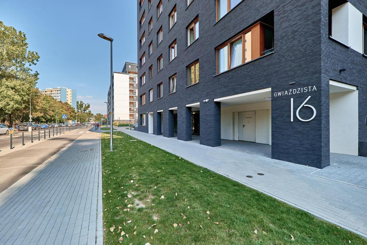 Exclusive Apartments Gwiazdzista With Free Garage Wroclaw By Noclegi Renters ภายนอก รูปภาพ