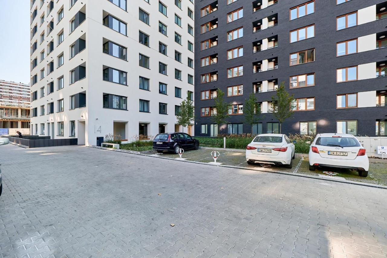 Exclusive Apartments Gwiazdzista With Free Garage Wroclaw By Noclegi Renters ภายนอก รูปภาพ
